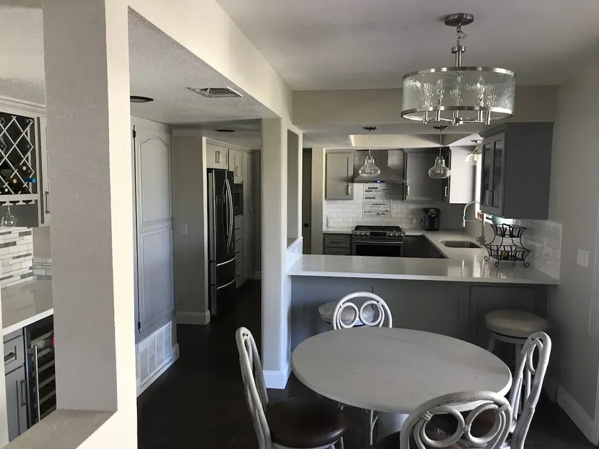 Beautiful Home, Central Coast - Image 1