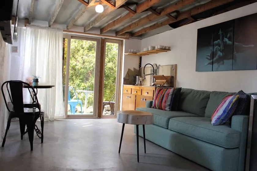 Brand New Contemporary Studio in Madison Valley - Image 1