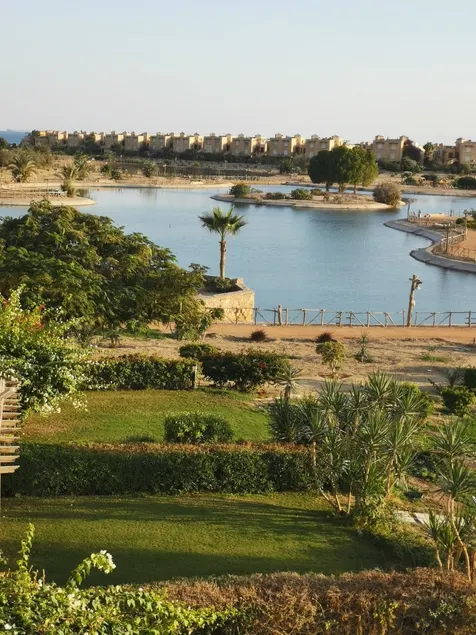 Ein Bay - cozy 2 bedrm+roof/sleeps 6/WiFi/Ensuite. - Image 1