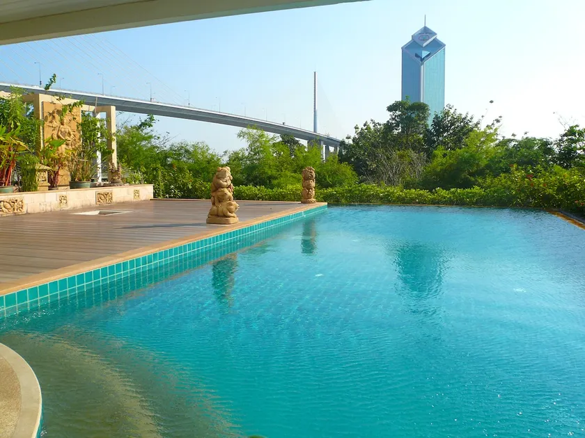 Nice 3BR Apt, River Front view, near Asiatique - Image 1