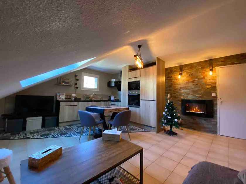 Charming renovated apartment at the foot of the slopes - Image 1