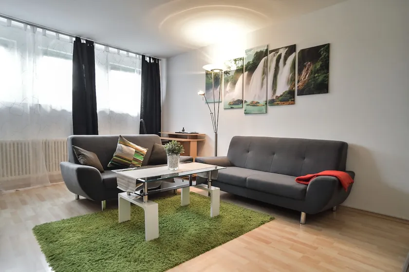 Quiet ELW fully equipped with 3 rooms & 60 m² - Image 1