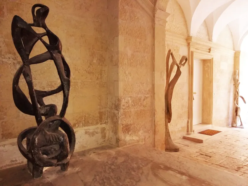 ”ARCHETIPO-Domus Art Gallery-” Old Town Pass - Image 1