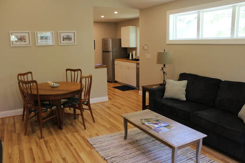 Private Eastside In-law Apartment - Image 1