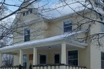 Pleasant View Farmhouse and Pickleball Court - Image 1