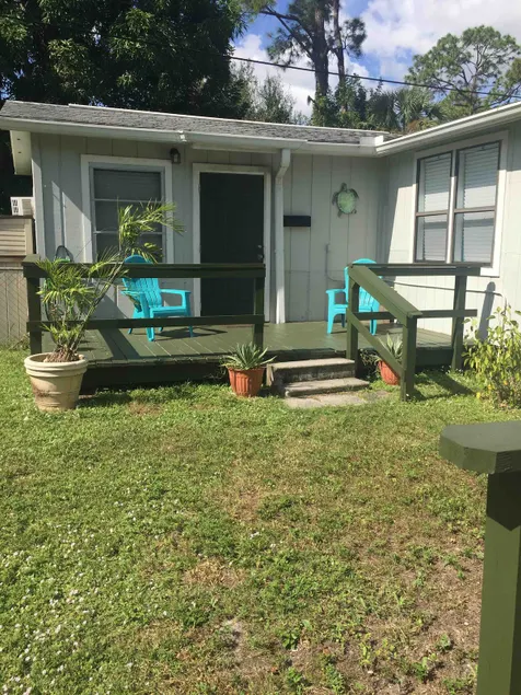 Rabbit Hollow Charming guest house in the country - Image 1