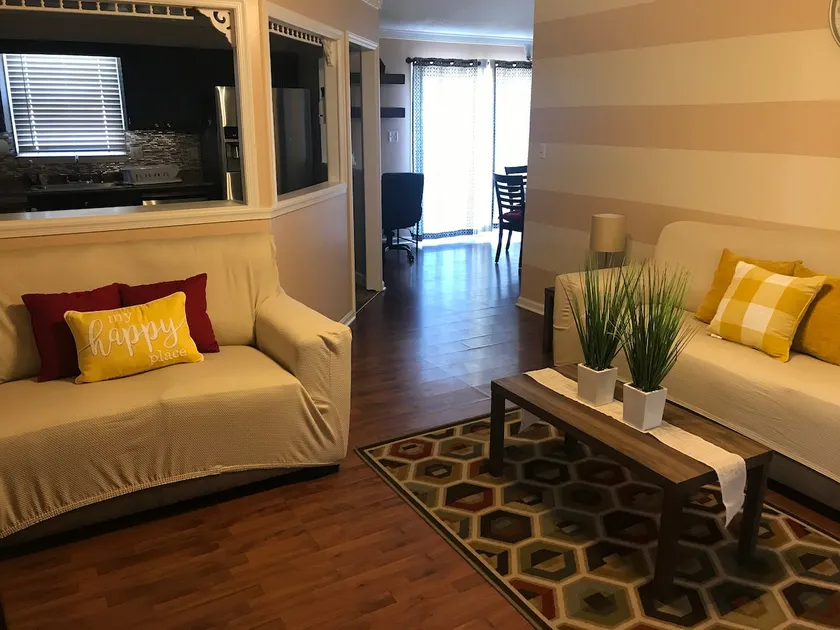 C&E Home & Suites. Dog friendly, close to Lejeune. - Image 1