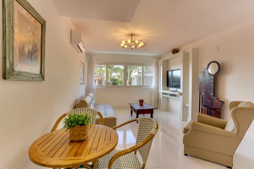 2 Bedroom Duplex in Beira-Mar condominium (770) - Image 1