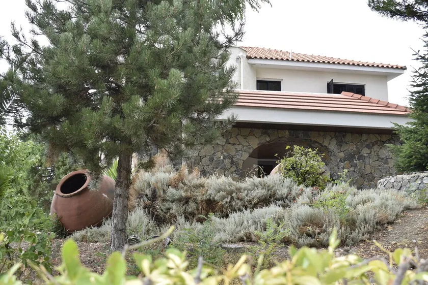 Traditional and Spacious House at Pano Platres - Image 1
