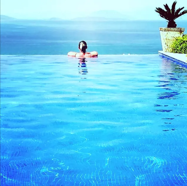 Genis Family Favorite DELUX Pool Sea View - Image 1