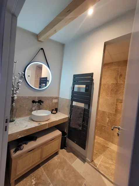Villa chardonnay - Image 1