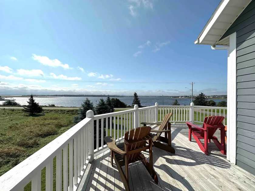 The Red Rock Beach House • Reduced Fall Rates! - Image 1