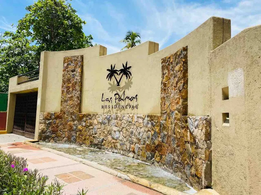 Las palmas residencial - Image 1