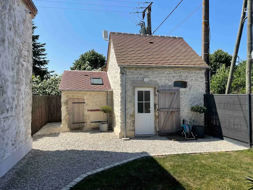 Small charming house in the countryside with terrace - Image 1