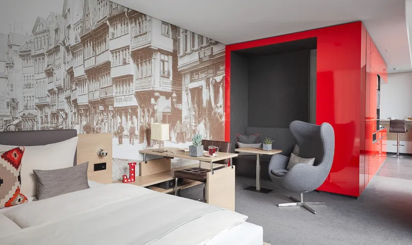 Living Hotel Frankfurt - Image 1