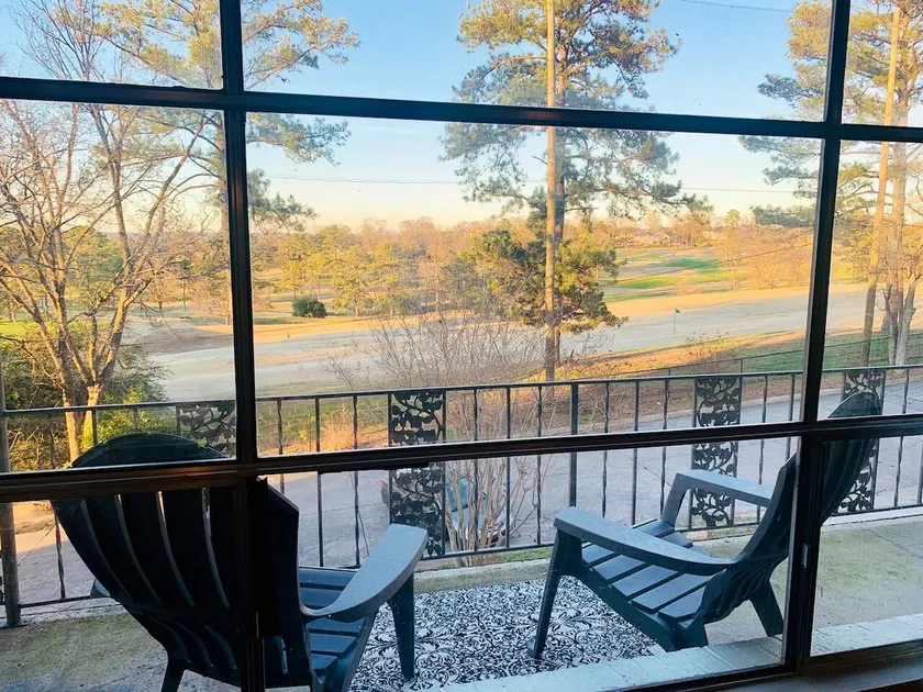 2nd Floor Golf Course View Flat - Image 1