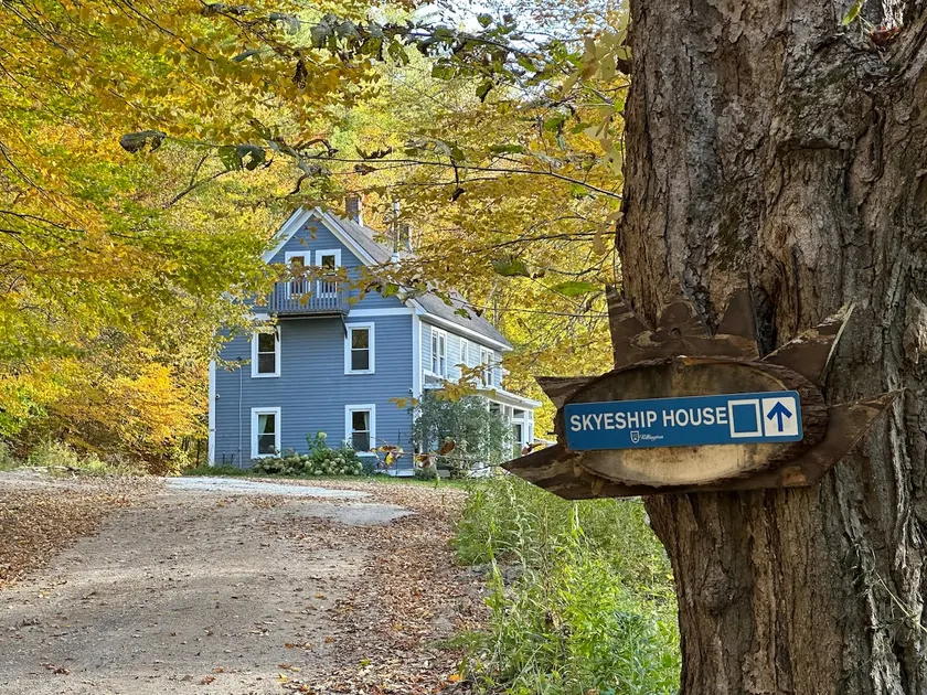 Killington Skyeship 4 BR | 1 Min Gondola + Hot Tub - Image 1