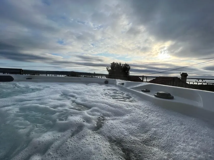 Podgora Experience Suite with jacuzzi - Image 1