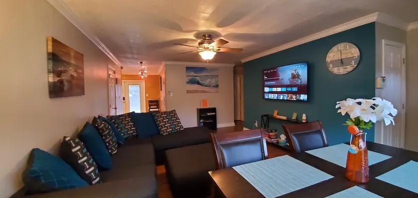 Family, Friends, and Fun 3 Bdrm Beach Bungalow - Image 1