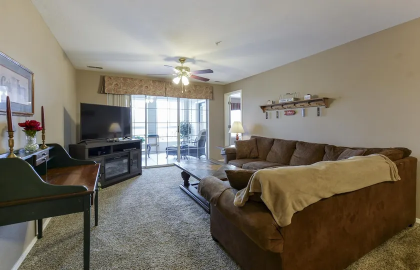 Country Getaway Condo -No Stairs Close to Strip - Image 1