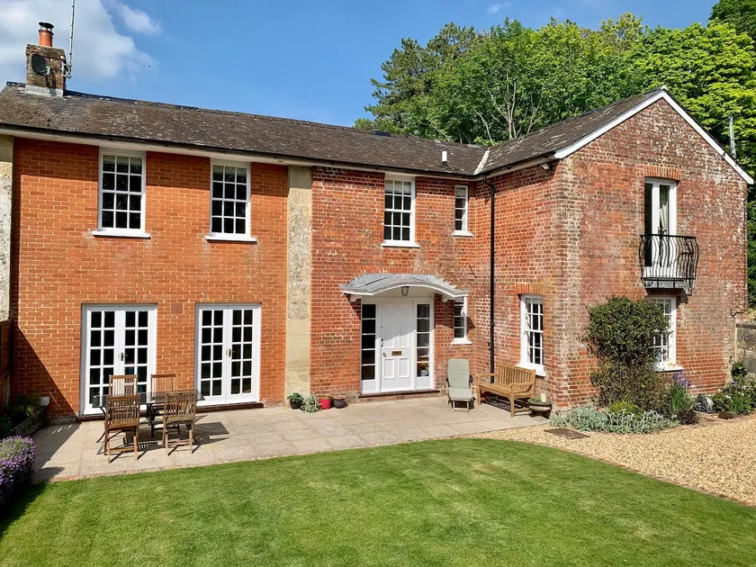 Glebe House - Image 1