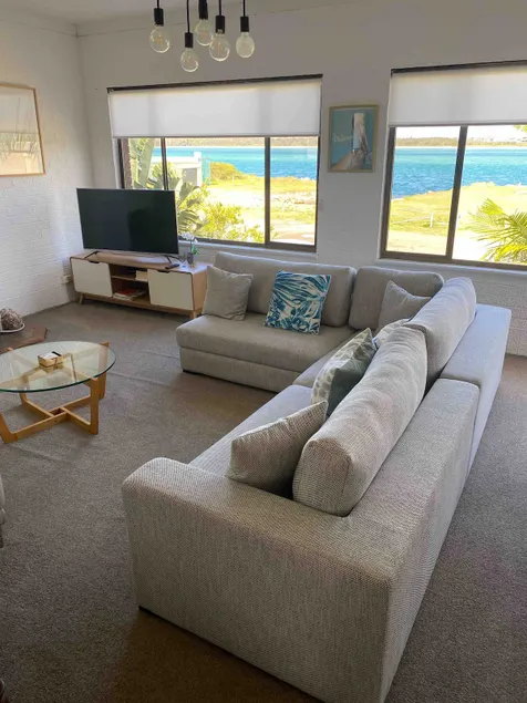 Salt Beach House @ Blacksmith - Image 1
