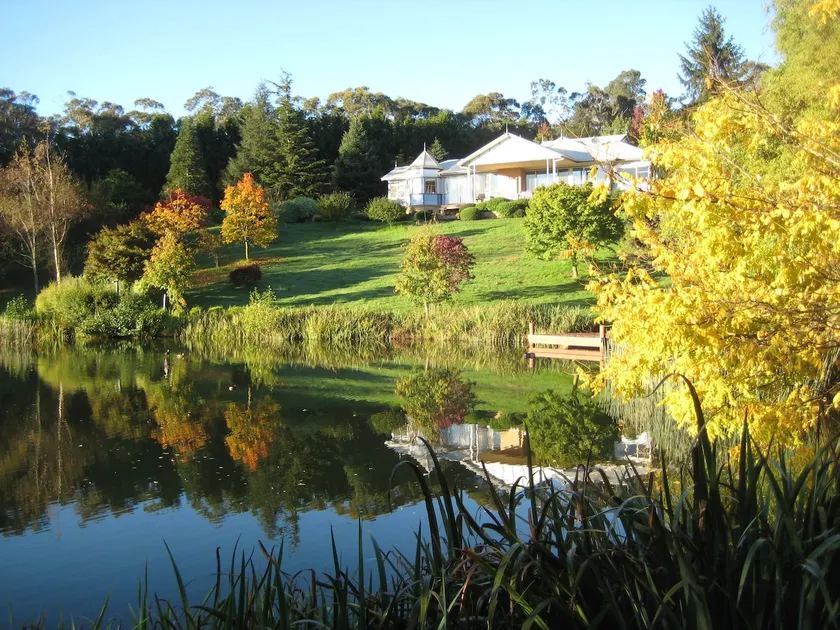 Dantosa House - 9 acres, tennis, lake, kayaks - Image 1