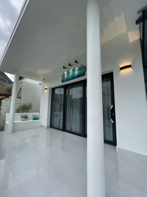 Chez nous Vinh hy house infront the bay - Image 1
