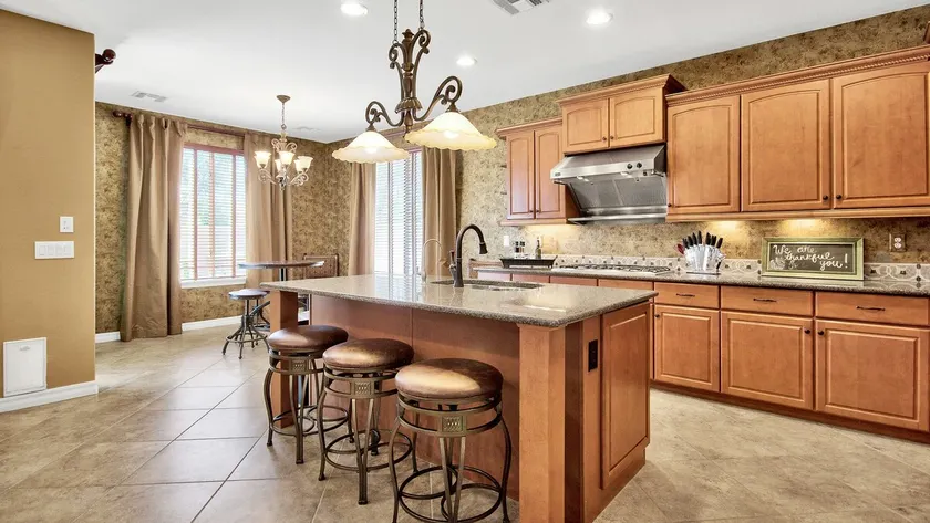 Tuscan Getaway in the Heart of Gilbert! - Image 1