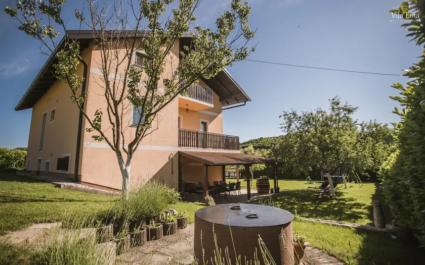 Holiday home Vila Ema - Image 1