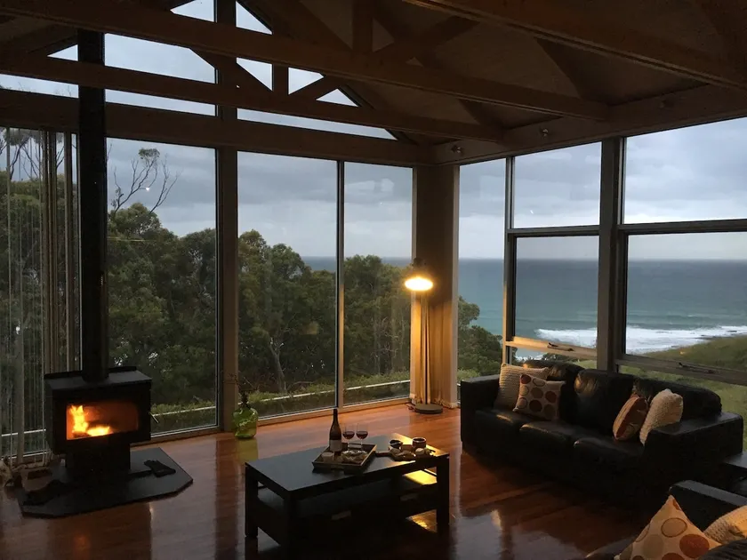 The Bay House, idyllic farm retreat by the ocean - Image 1