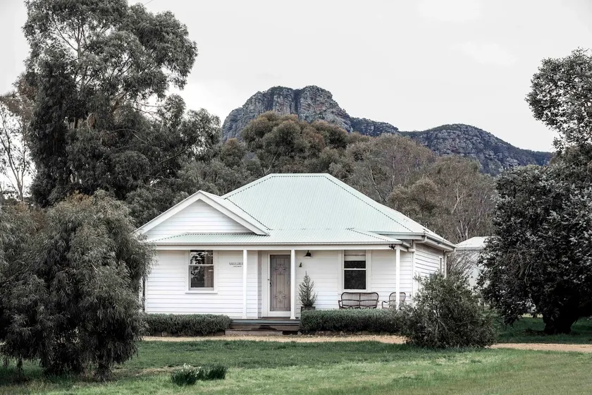 A nostalgic outpost at the foot of the Grampians - Image 1