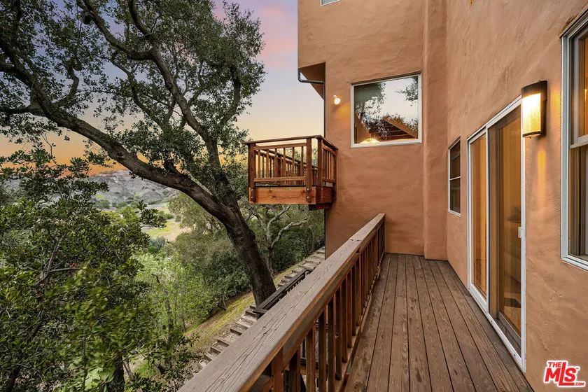 Topanga Mountain Studio Retreat - Image 1