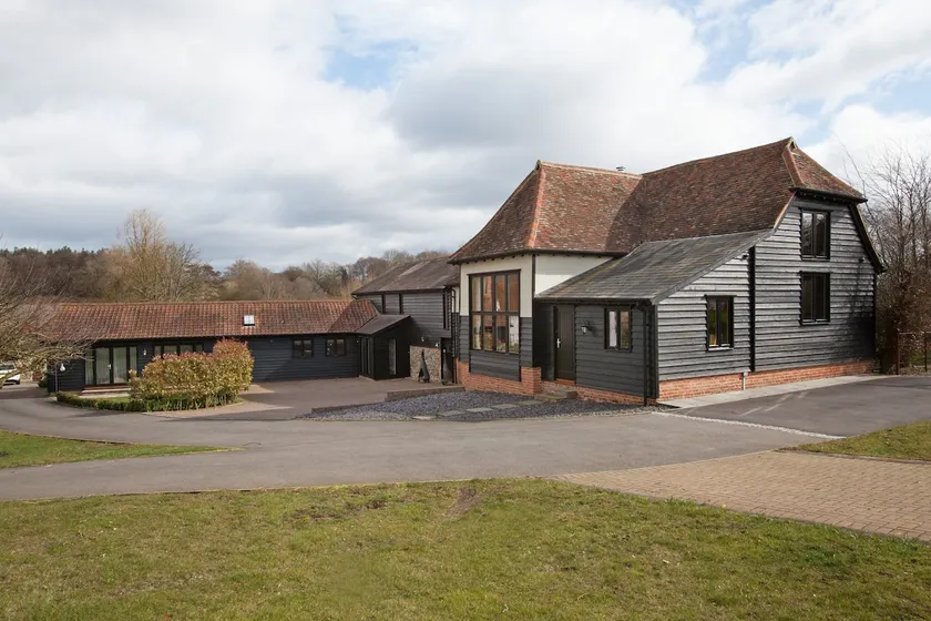 Butterfly Barn - Large Essex Barn - Image 1