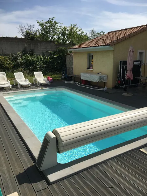 Independent studio with pool access near beaches - Image 1