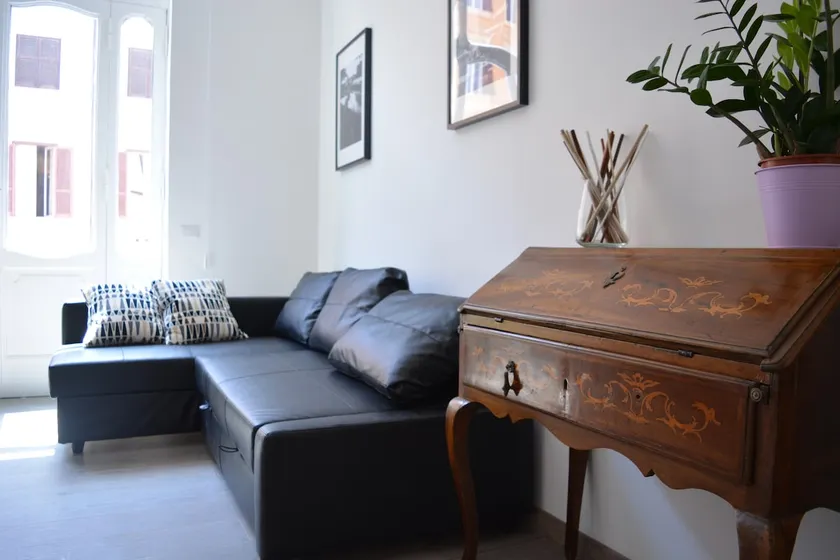 2BR 2BA apt Rome with balcony and sauna - Image 1
