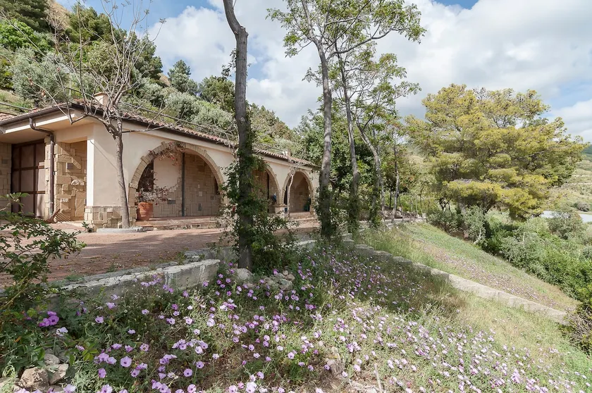 Villa Afrodite - Image 1