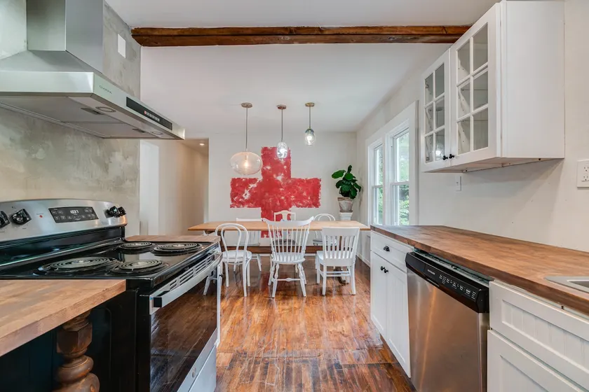 The Good Flat · Ocean Beach, New London, Mystic! - Image 1