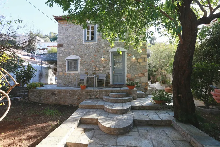 The Ambassador Villa, (down town Hydra) - Image 1