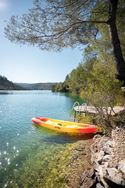 Lac Esparron de Verdon Villa med fantastisk utsikt och privat tillgång till sjön - Image 1