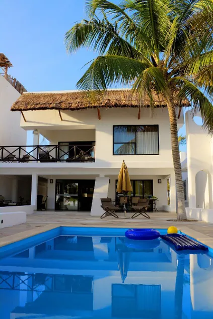 A beachfront house in Uaymitún Yuc. - Image 1