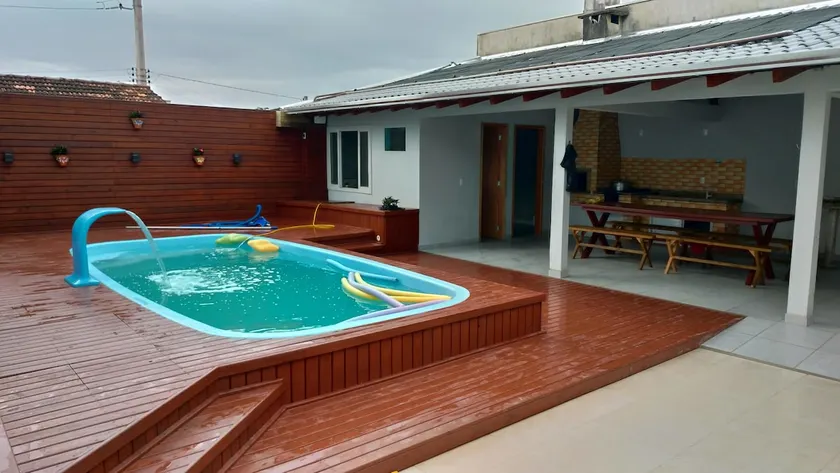 Casa rent temporada Zimbros, Bombinhas. - Image 1