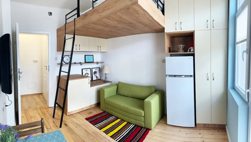 Campbell's central apartment - Image 1