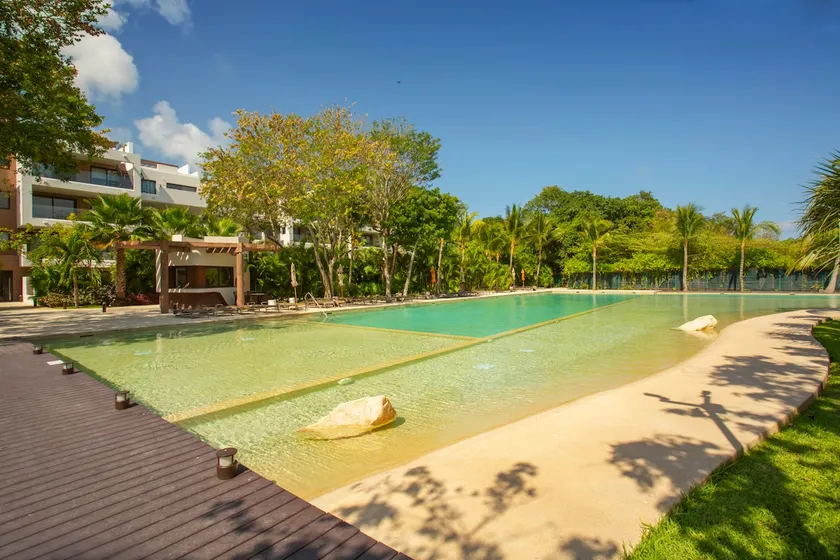Amazing pools in Corasol, beach access - Image 1