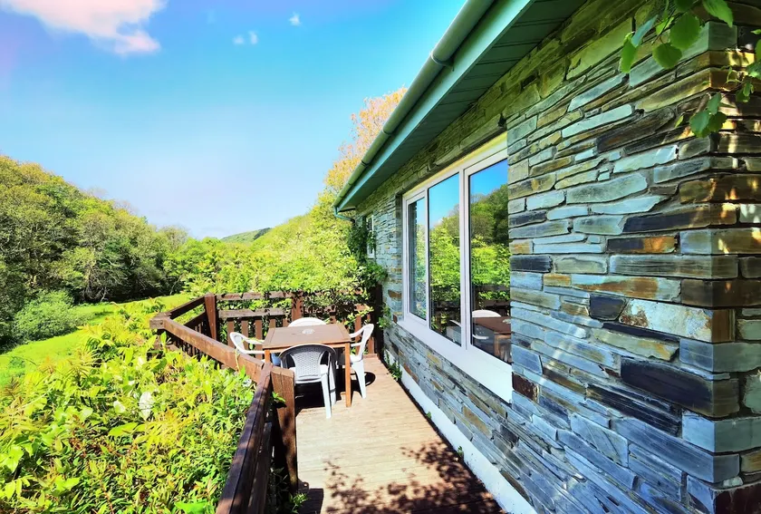 Bantry Cottage at Crackington Haven, near Bude and Boscastle, Cornwall - Image 1