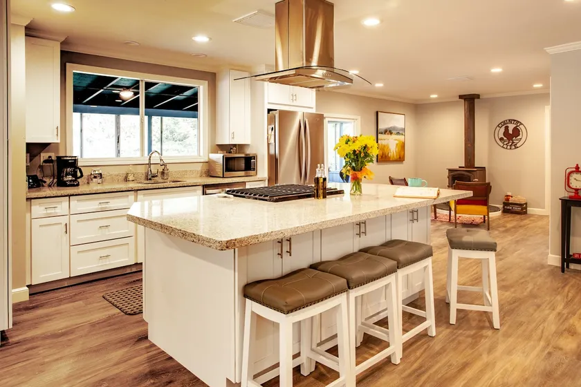 Sunny Spacious Getaway ~ Sebastopol - Image 1