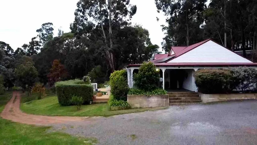 Black George House Country Retreat - Image 1