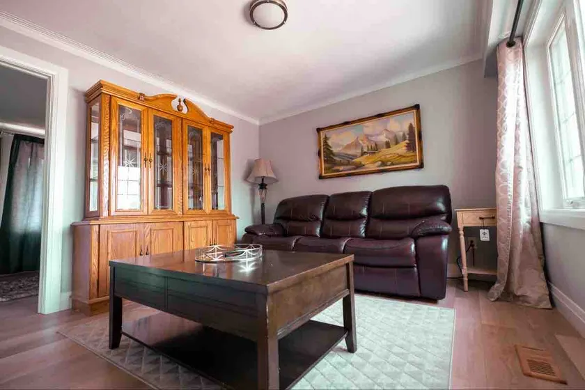 Mary's Modern House - Image 1