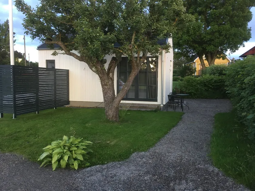 Cottage near the sea south of Varberg. - Image 1