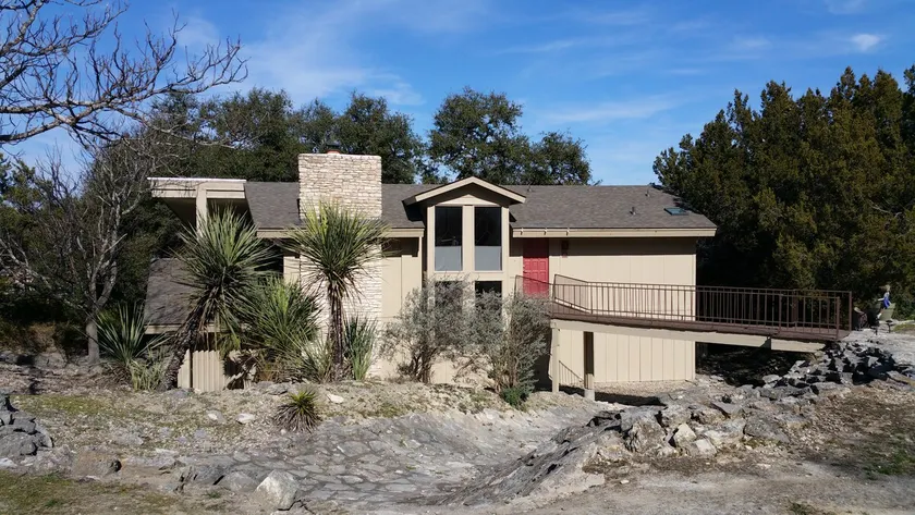 Treehouse for year-round getaway! - Image 1